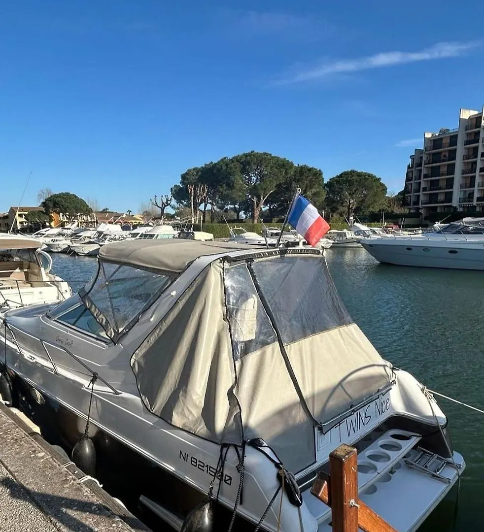 Refuge Marin - Twins Boat Hotel Mandelieu-la-Napoule France